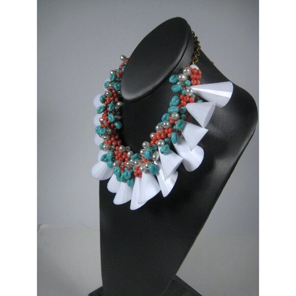 Julie Rubano Necklace Statement Chunky Lucite Imitation Pearl Cluster Bib 13 in - Picture 5 of 9